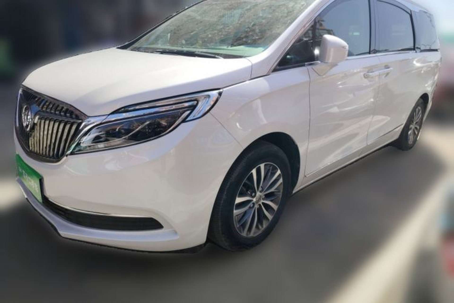 Used Buick GL8 2017 ES 28T Luxury Model China V Standard Front Left 45 Deg