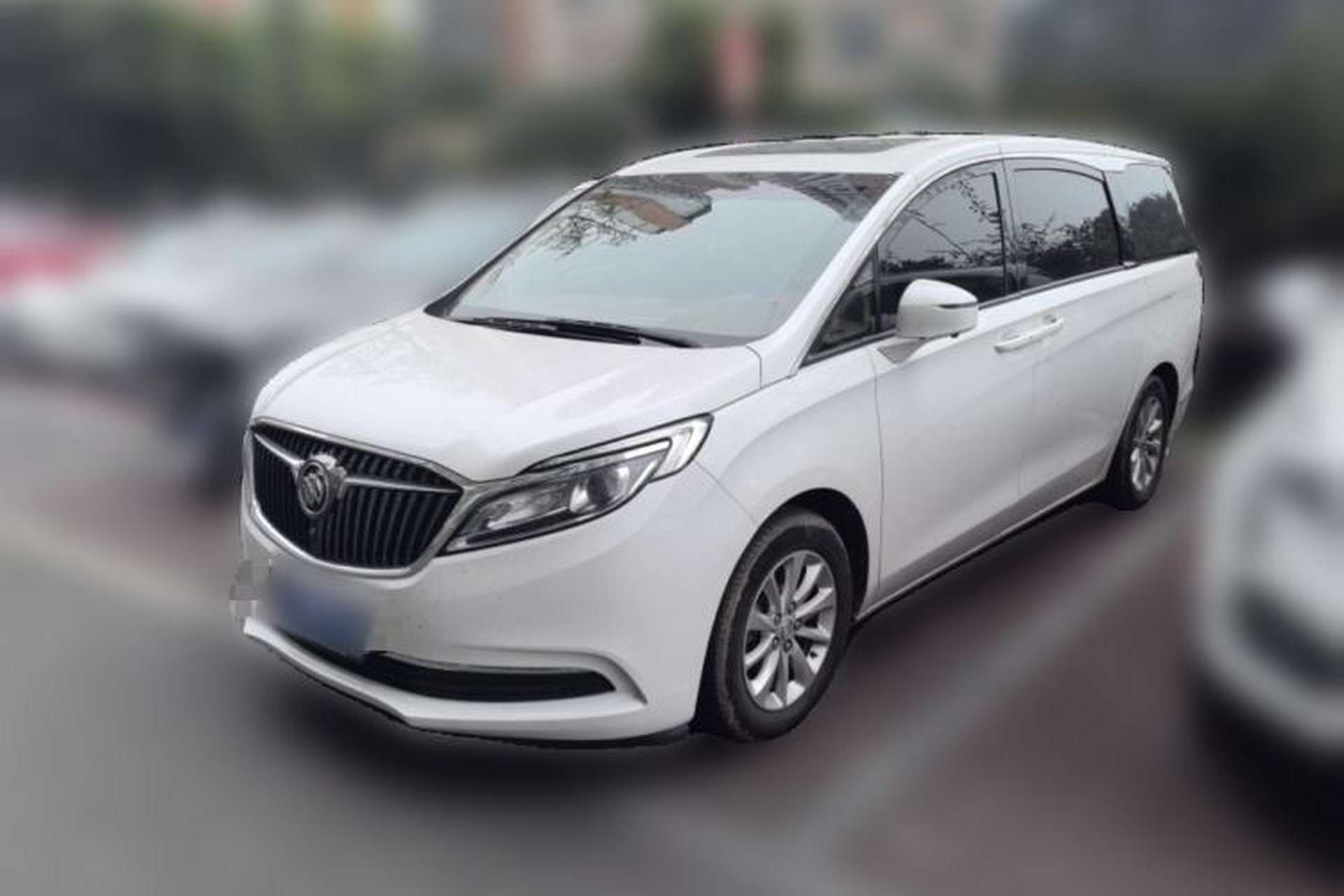Used Buick GL8 2017 ES 28T Comfort Model China V Standard Front Left 45 Deg