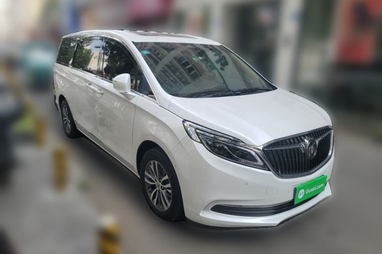 Used Buick GL8 2017 ES 28T Flagship Model China V Standard Front Right 45 Deg