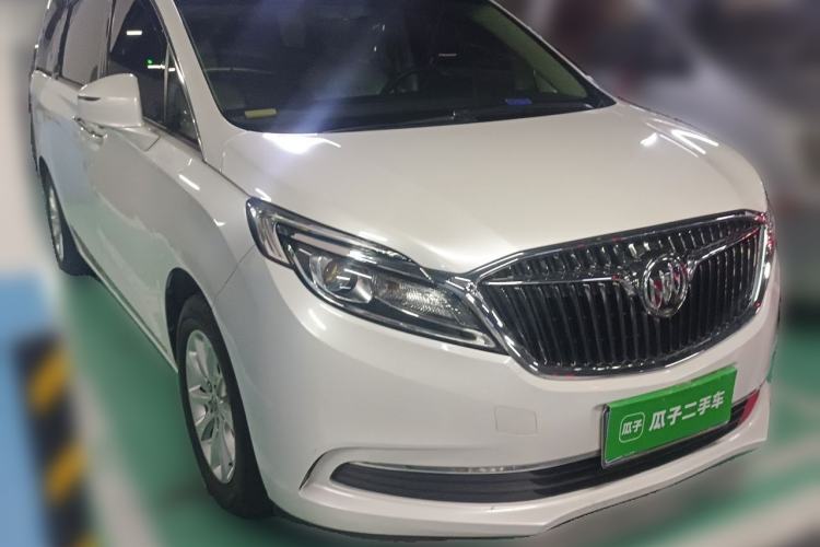 Used Buick GL8 2017 ES 28T Comfort Model China V Standard Front Right 45 Deg