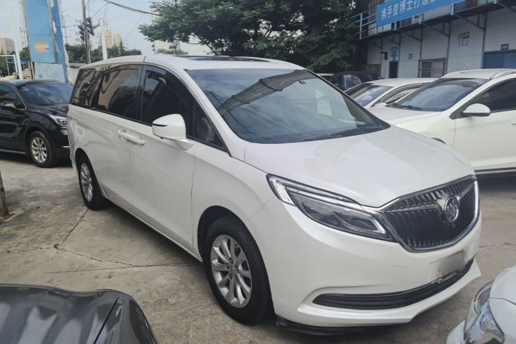Used Buick GL8 2017 ES 28T Premium Version China V Standard Front Right 45 Deg