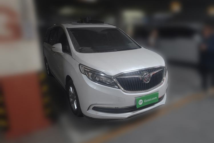 Used Buick GL8 2017 ES 28T Comfort Model China V Standard Front Right 45 Deg