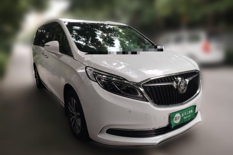 Used Buick GL8 2017 ES 28T Flagship Model China V Standard Front Right 45 Deg