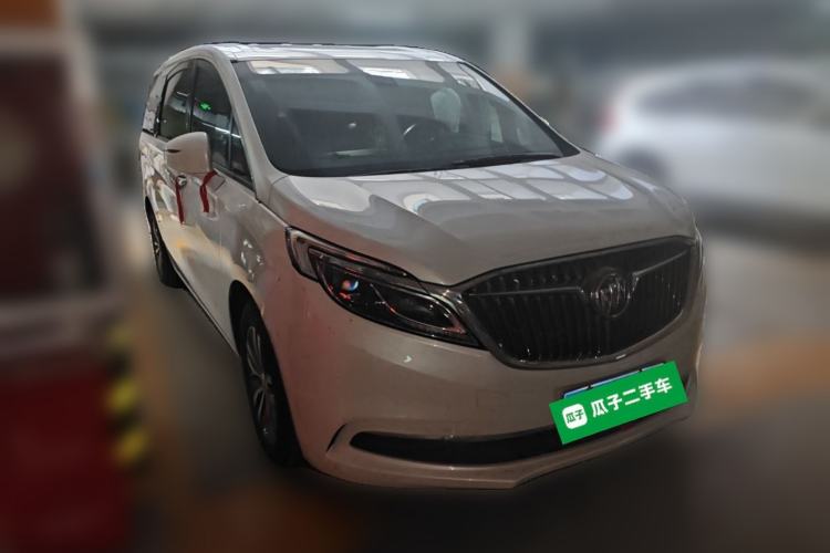 Used Buick GL8 2017 ES 28T Luxury Model China V Standard Front Right 45 Deg