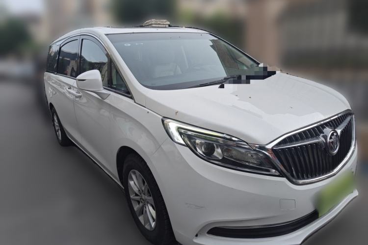 Used Buick GL8 2017 ES 28T Comfort Model China V Standard Front Right 45 Deg