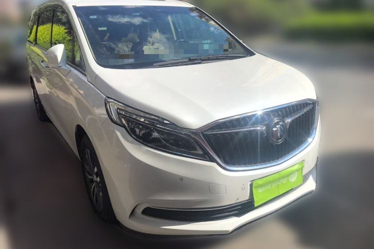 Used Buick GL8 2017 ES 28T Flagship Model China V Standard Front Right 45 Deg