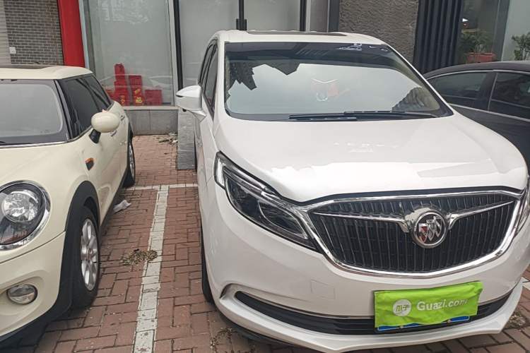 Used Buick GL8 2017 ES 28T Premium Version China V Standard Front Right 45 Deg