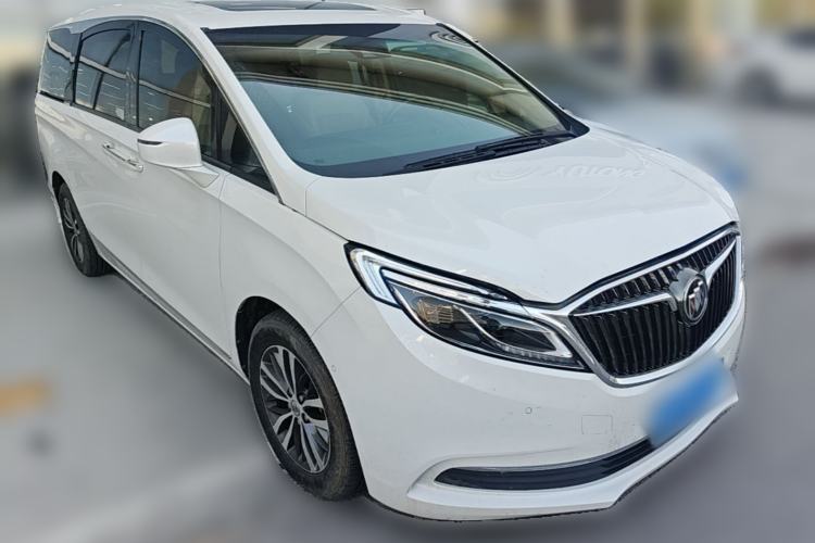 Used Buick GL8 2017 ES 28T Flagship Model China V Standard Front Right 45 Deg