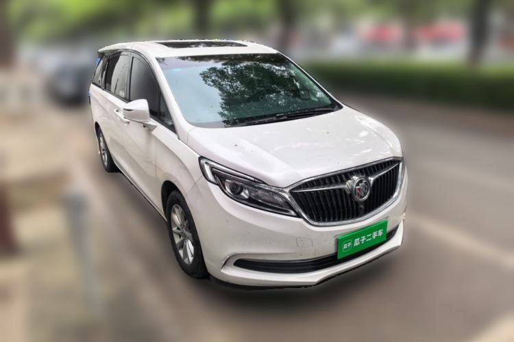 Used Buick GL8 2017 ES 28T Comfort Model China V Standard Front Right 45 Deg