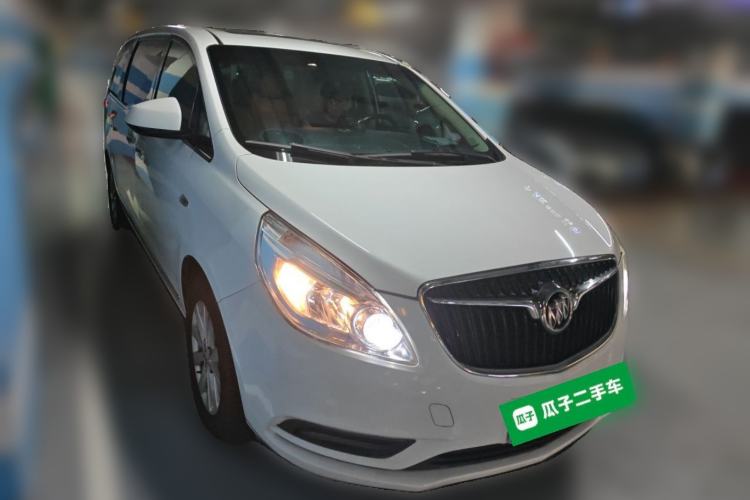 Used Buick GL8 2017 25S Luxury Version China V Standard Front Right 45 Deg