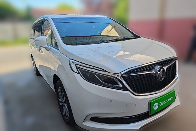 Used Buick GL8 2017 ES 28T Flagship Model China V Standard Front Right 45 Deg