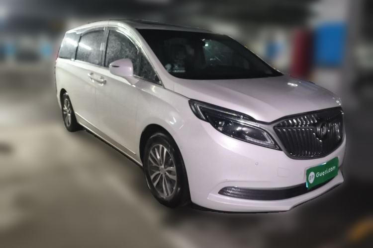 Used Buick GL8 2017 ES 28T Flagship Model China V Standard Front Right 45 Deg