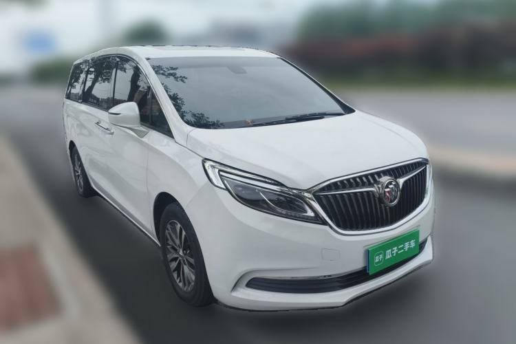 Used Buick GL8 2017 ES 28T Luxury Model China V Standard Front Right 45 Deg