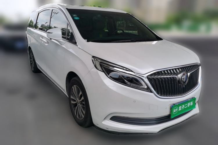 Used Buick GL8 2017 ES 28T Flagship Model China V Standard Front Right 45 Deg