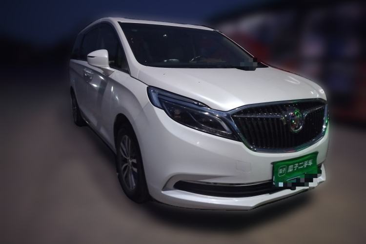 Used Buick GL8 2017 ES 28T Luxury Model China V Standard Front Right 45 Deg