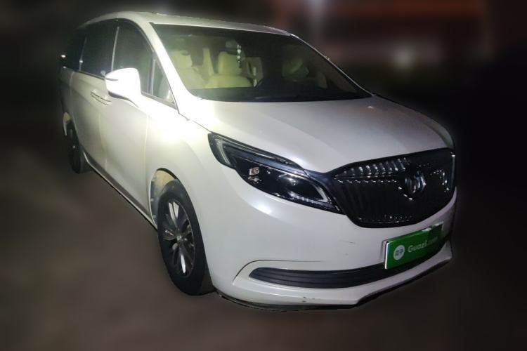 Used Buick GL8 2017 ES 28T Luxury Model China V Standard Front Right 45 Deg