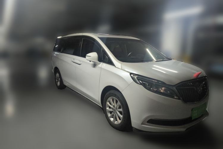 Used Buick GL8 2017 ES 28T Comfort Model China V Standard Front Right 45 Deg