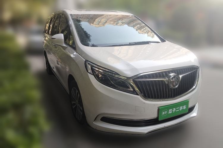 Used Buick GL8 2017 ES 28T Luxury Model China V Standard Front Right 45 Deg