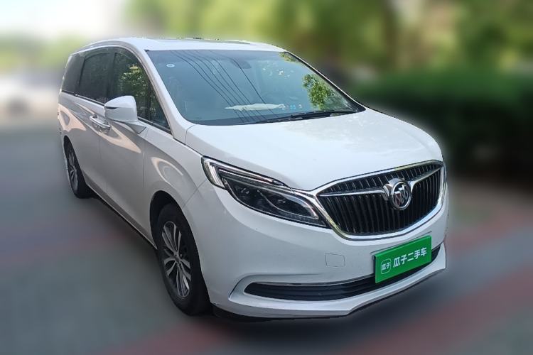 Used Buick GL8 2017 ES 28T Luxury Model China V Standard Front Right 45 Deg