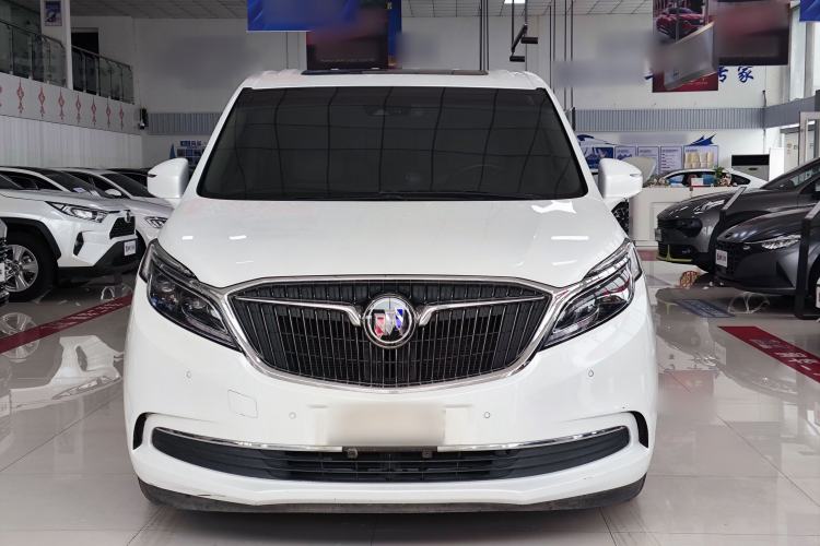 Used Buick GL8 2017 ES 28T Flagship Model China V Standard Front