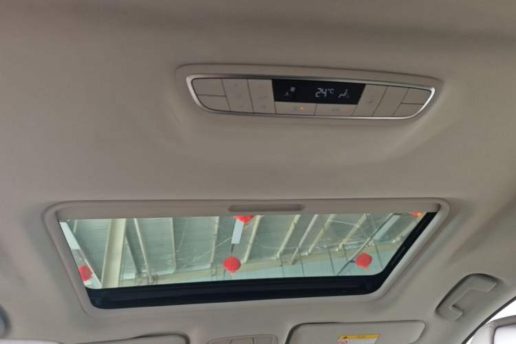 Used Buick GL8 2017 ES 28T Comfort Model China V Standard Headliner