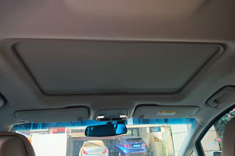 Used Buick GL8 2017 ES 28T Comfort Model China V Standard Headliner