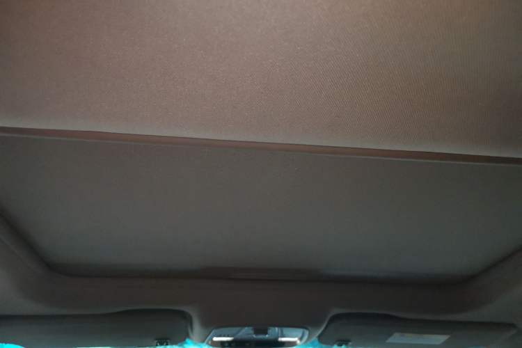 Used Buick GL8 2017 ES 28T Flagship Model China V Standard Headliner