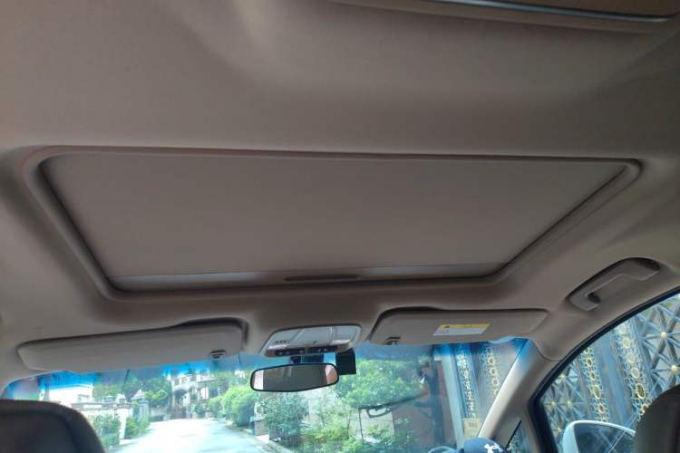 Used Buick GL8 2017 ES 28T Premium Version China V Standard Headliner