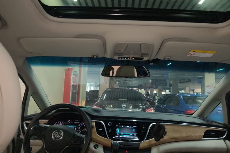 Used Buick GL8 2017 ES 28T Comfort Model China V Standard Headliner