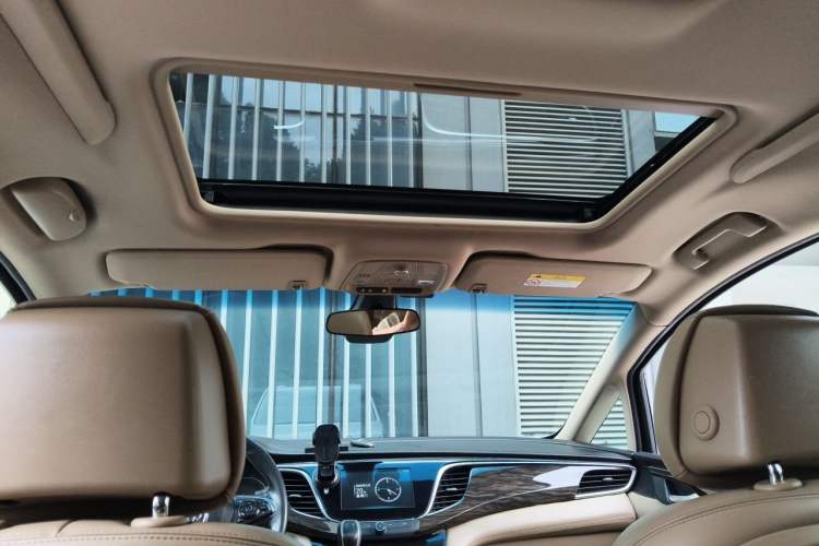 Used Buick GL8 2017 ES 28T Luxury Model China V Standard Headliner