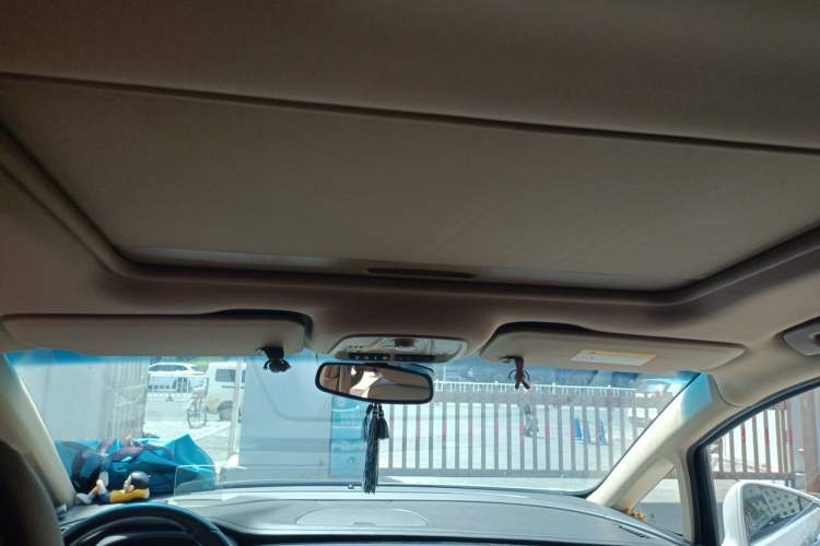 Used Buick GL8 2017 ES 28T Flagship Model China V Standard Headliner
