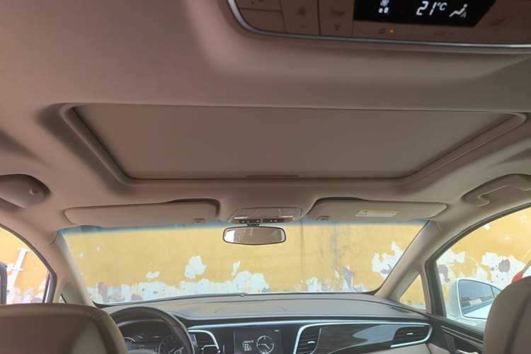 Used Buick GL8 2017 ES 28T Premium Version China V Standard Headliner