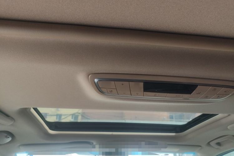 Used Buick GL8 2017 ES 28T Flagship Model China V Standard Headliner