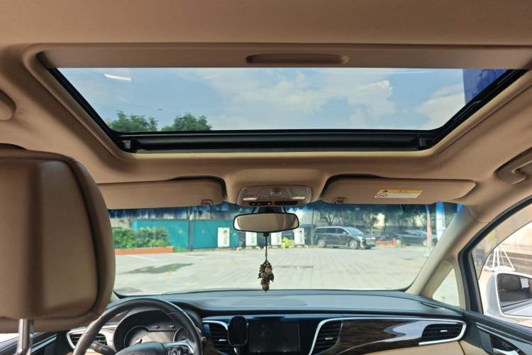 Used Buick GL8 2017 ES 28T Luxury Model China V Standard Headliner