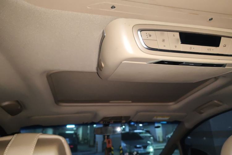 Used Buick GL8 2017 ES 28T Premium Version China V Standard Headliner