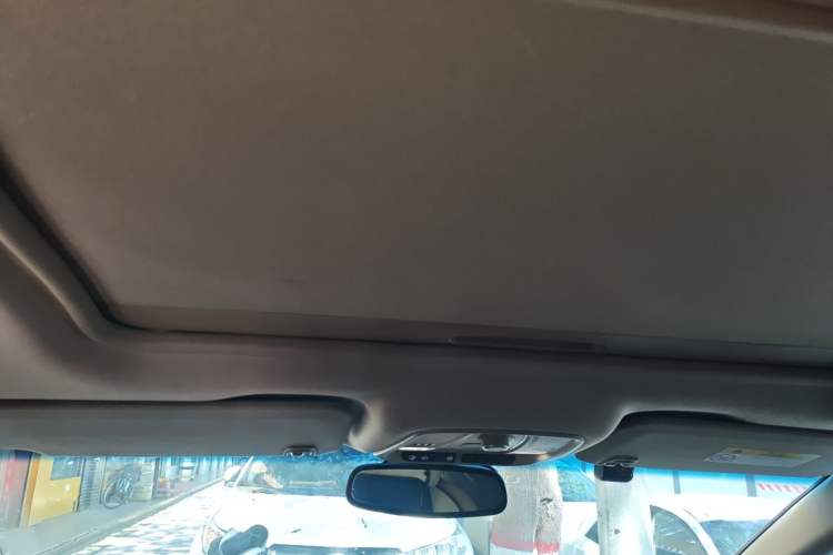 Used Buick GL8 2017 ES 28T Flagship Model China V Standard Headliner