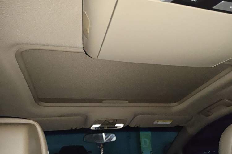 Used Buick GL8 2017 ES 28T Premium Version China V Standard Headliner