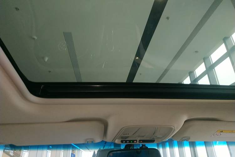 Used Buick GL8 2017 ES 28T Comfort Model China V Standard Headliner