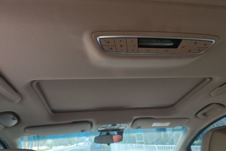Used Buick GL8 2017 ES 28T Luxury Model China V Standard Headliner