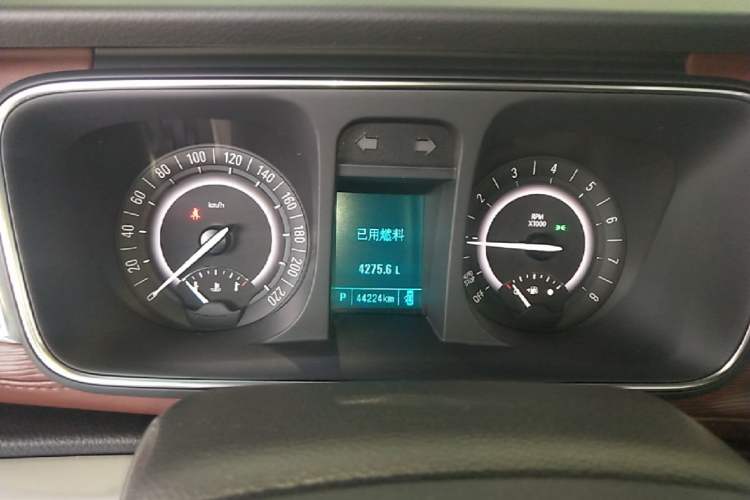 Used Buick GL8 2017 25S Luxury Version China V Standard Instrument Cluster