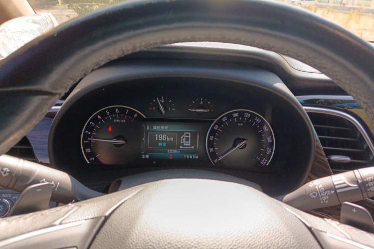 Used Buick GL8 2017 ES 28T Luxury Model China V Standard Instrument Cluster