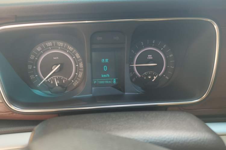 Used Buick GL8 2017 25S Luxury Version China V Standard Instrument Cluster