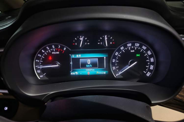 Used Buick GL8 2017 ES 28T Flagship Model China V Standard Instrument Cluster