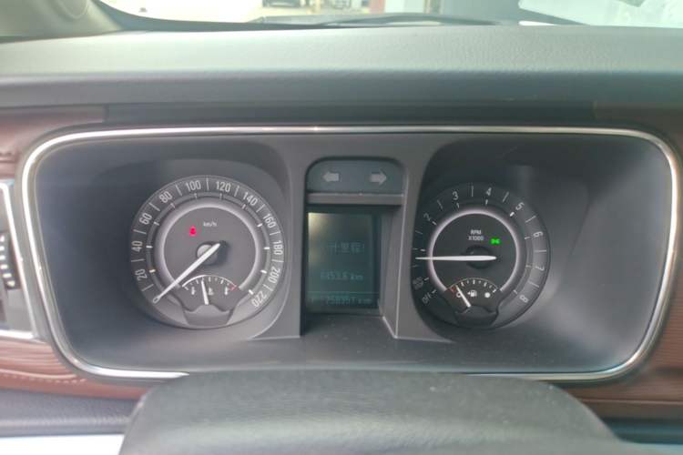 Used Buick GL8 2017 25S Luxury Version China V Standard Instrument Cluster