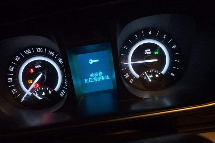 Used Buick GL8 2017 25S Luxury Version China V Standard Instrument Cluster