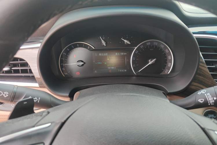 Used Buick GL8 2017 ES 28T Premium Version China V Standard Instrument Cluster