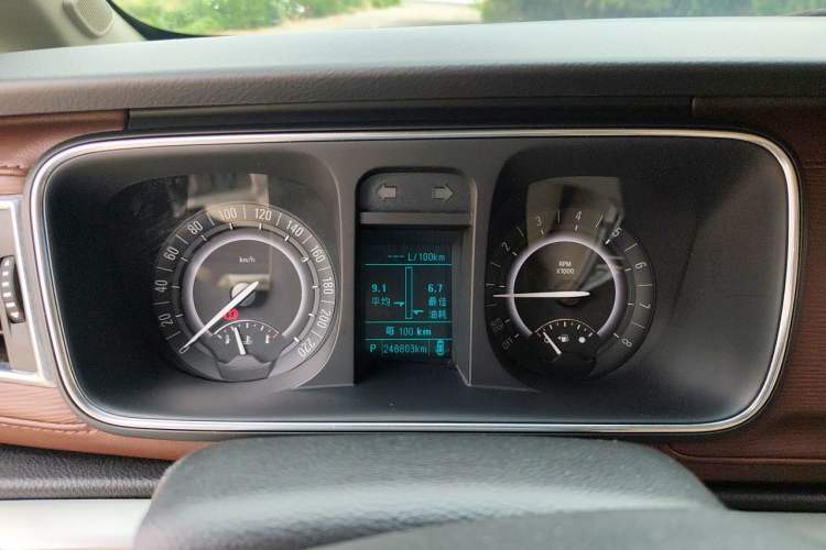 Used Buick GL8 2017 25S Comfort Version China V Standard Instrument Cluster