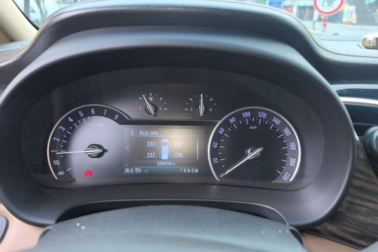 Used Buick GL8 2017 ES 28T Luxury Model China V Standard Instrument Cluster