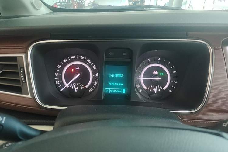 Used Buick GL8 2017 25S Luxury Version China V Standard Instrument Cluster