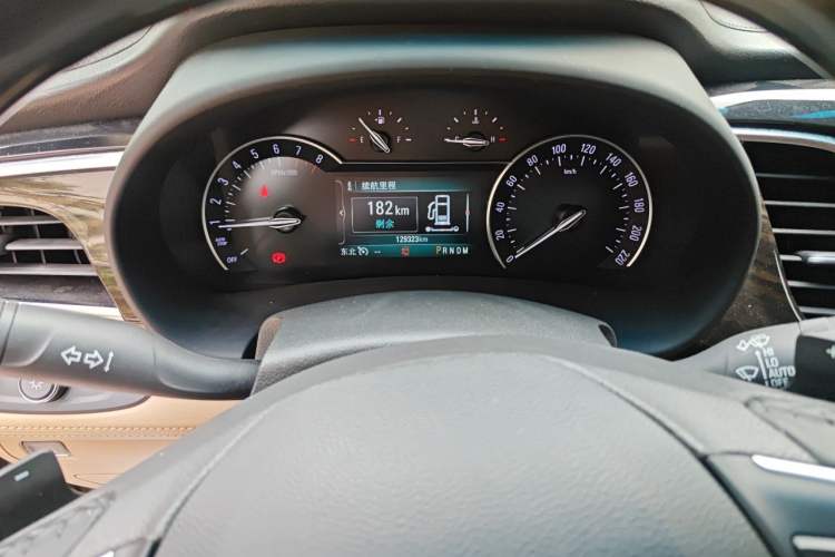 Used Buick GL8 2017 ES 28T Luxury Model China V Standard Instrument Cluster